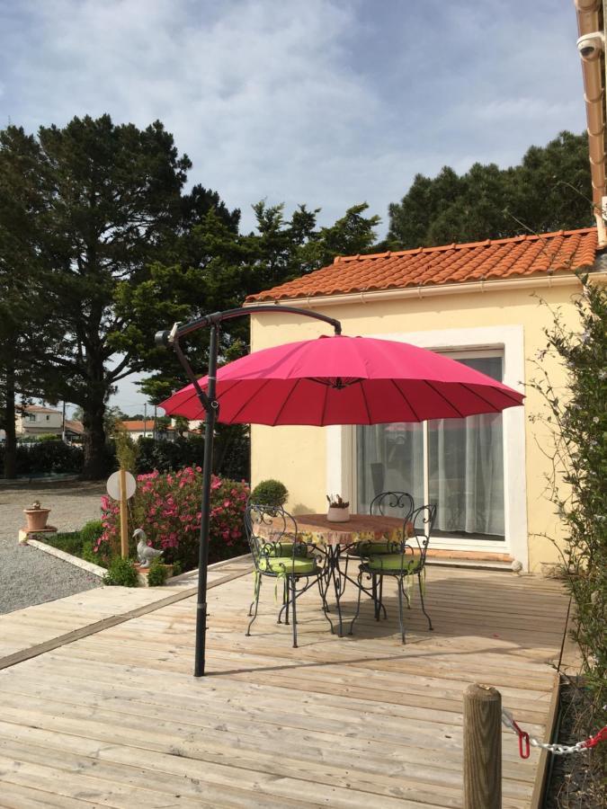 Domaine Hortensias La Sennetiere Exteriör bild